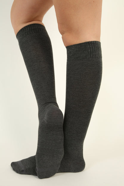 Knee-High Seamless Bamboo Socks - 4 pairs