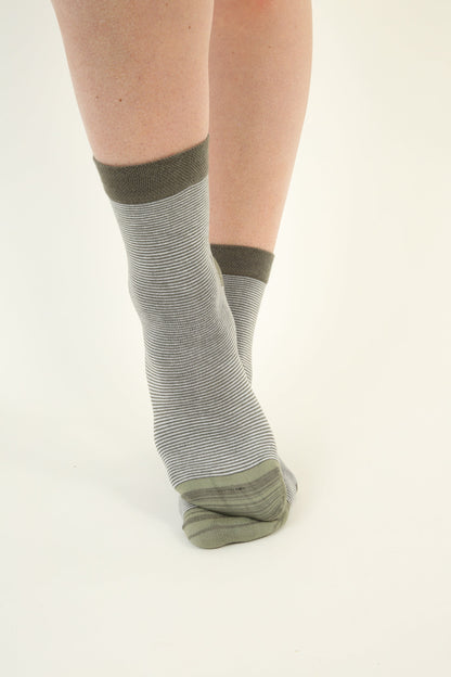 Seamless Striped Bamboo Socks - 6 pairs